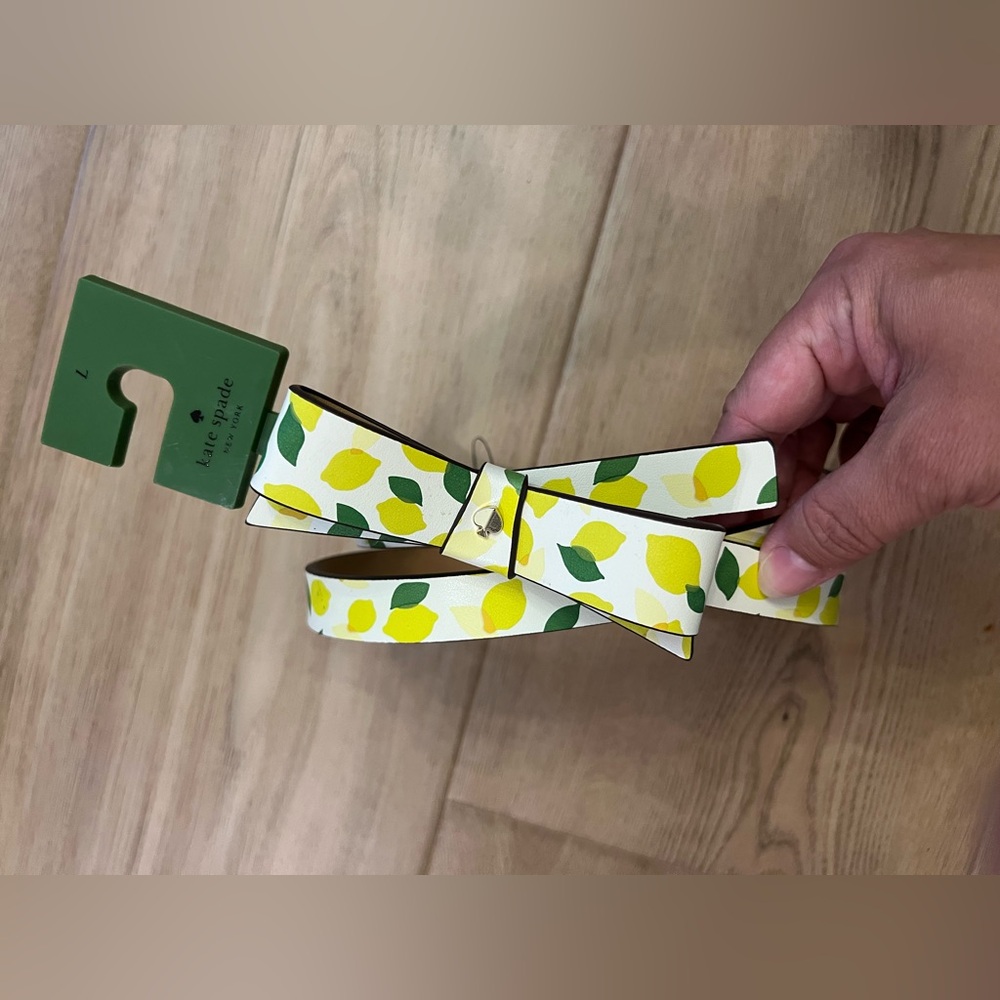 Kate Spade New York NWT genuine leather lemon print belt.